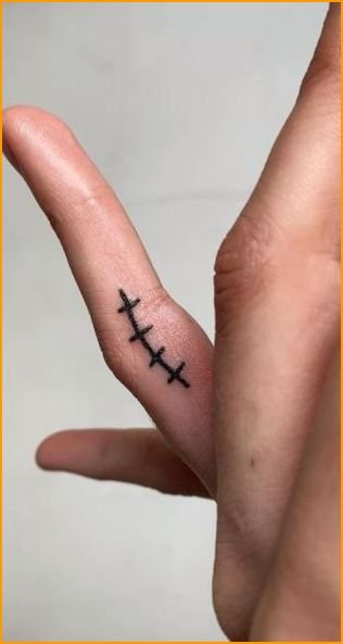 best-hand-tattoos-for-boys_2