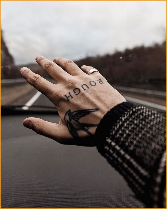 best-tattoo-for-boys-on-hand_8