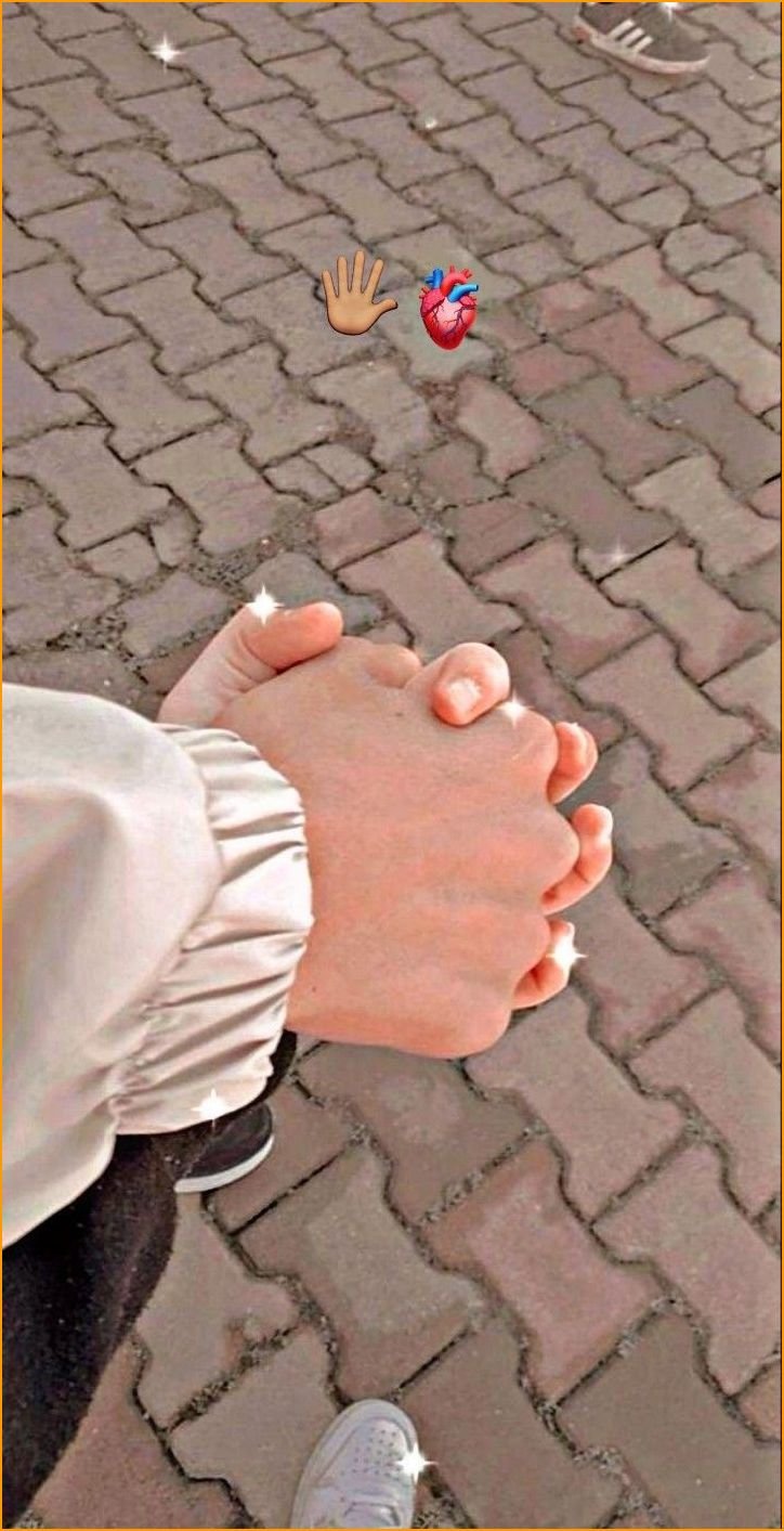 couple-hand-pic-original_6