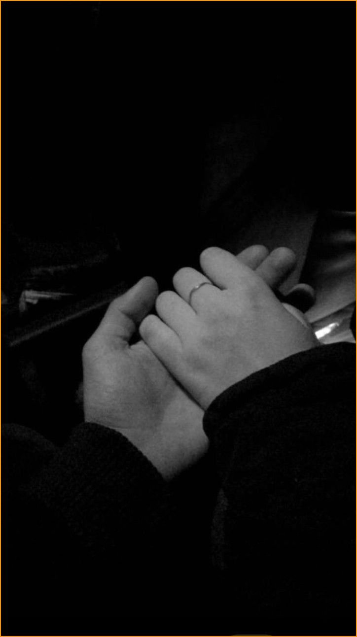 couple-hand-pic-real_1