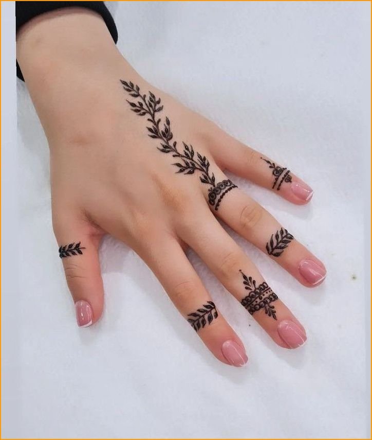 front-hand-simple-mehndi-design_7