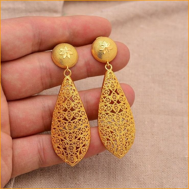 latest-design-of-gold-earrings_8