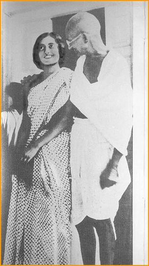 mahatma-gandhi-real-photo_3