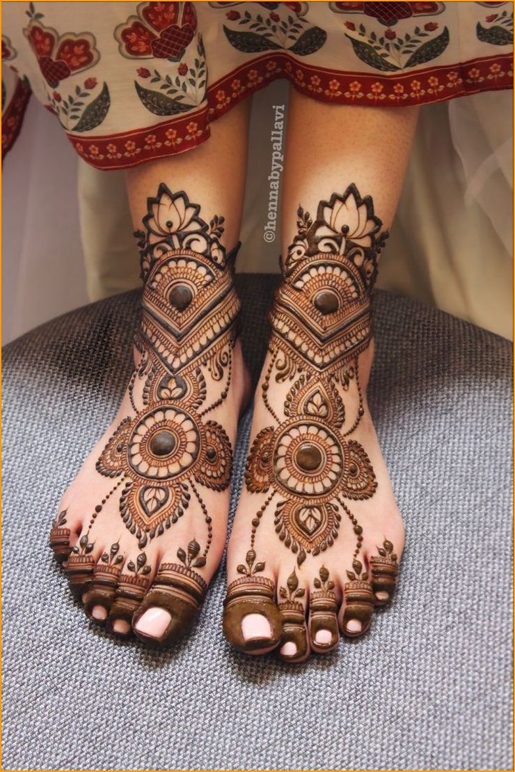 mehndi-design-easy-feet_9