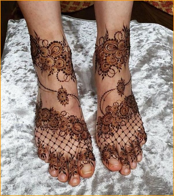 mehndi-design-simple-for-feet_0