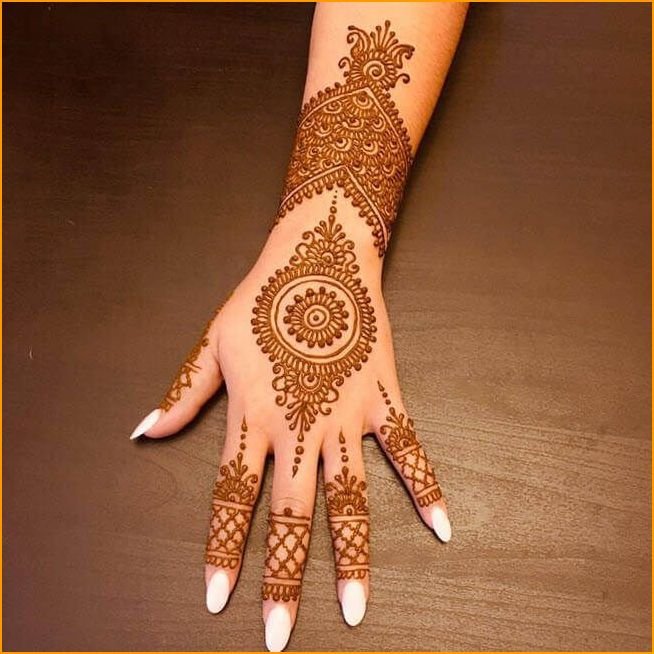 new-mehndi-design-2022_1