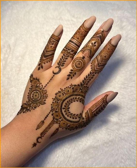 simple-mehndi-designs-for-back-hands_5