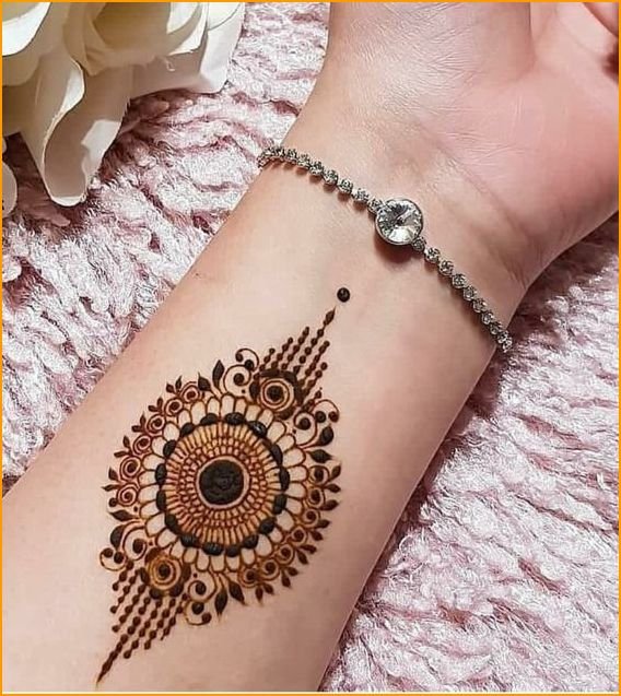 simple-mehndi-designs-for-hands_0