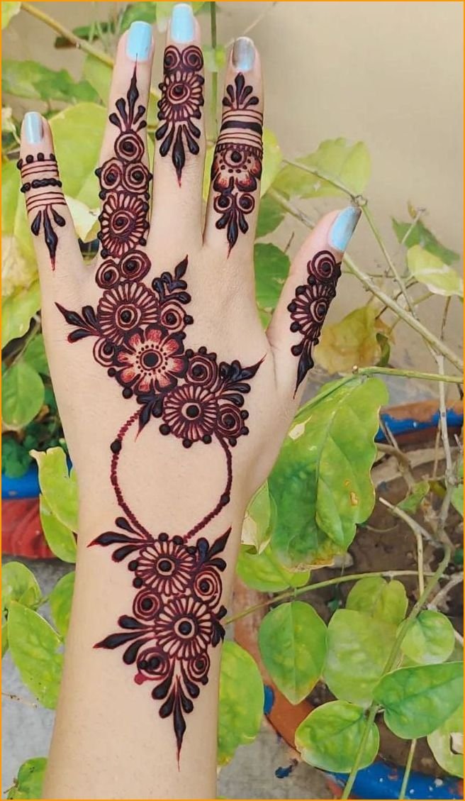 simple-mehndi-designs-for-hands_8