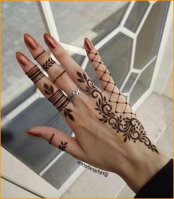 simple-mehndi-designs-for-hands_9