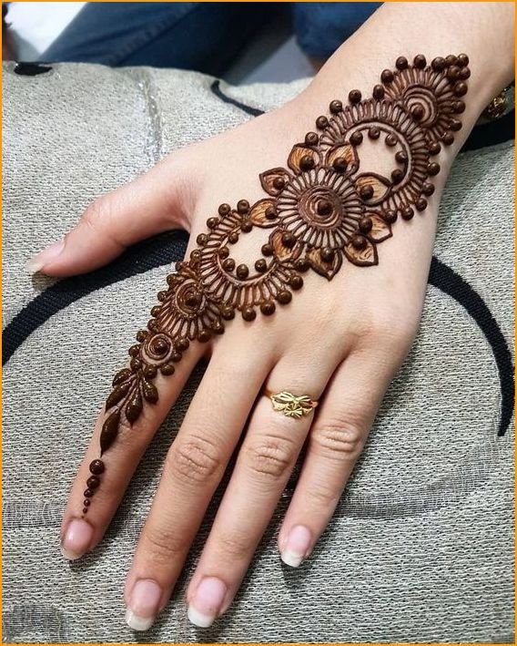 stylish-new-mehndi-design_7