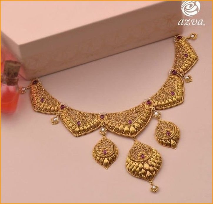 wedding-gold-long-necklace-designs_10