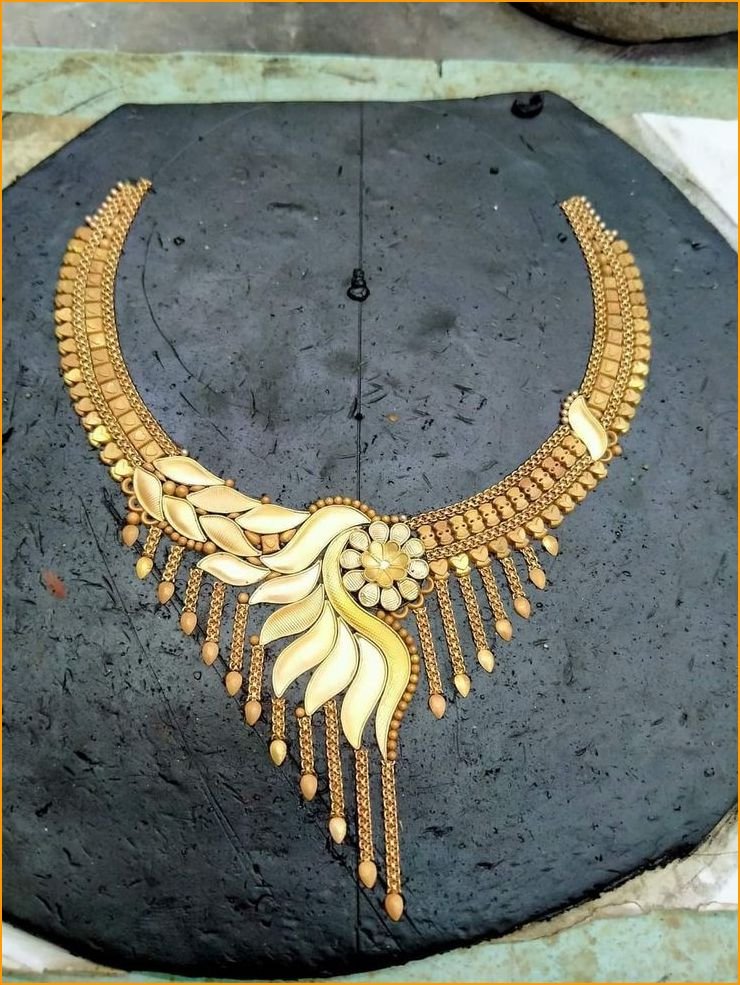 wedding-necklace-gold-designs-2018_6